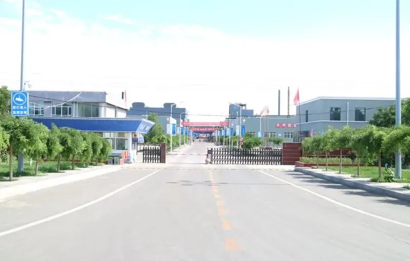 厂房大门
