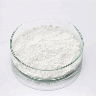 White nail tray 70% wettable powder