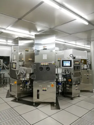 OLED Cluster Deposition System