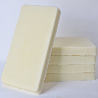 Natural white beeswax