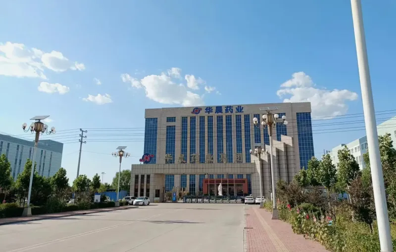 厂房大门