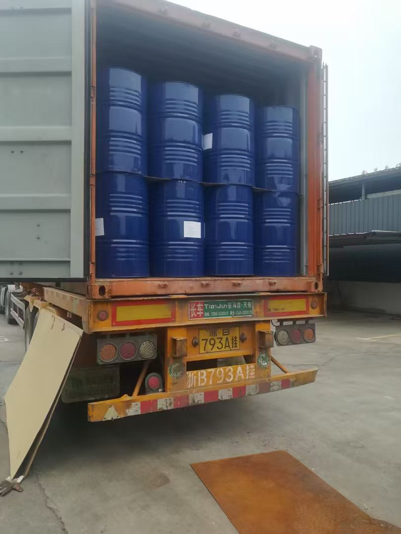 Isopropyl Laurate 