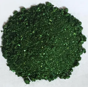 Magentagreencrystals